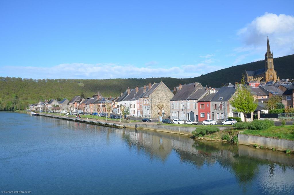 Gite D L'Ardoise Prive Fumay Exterior foto